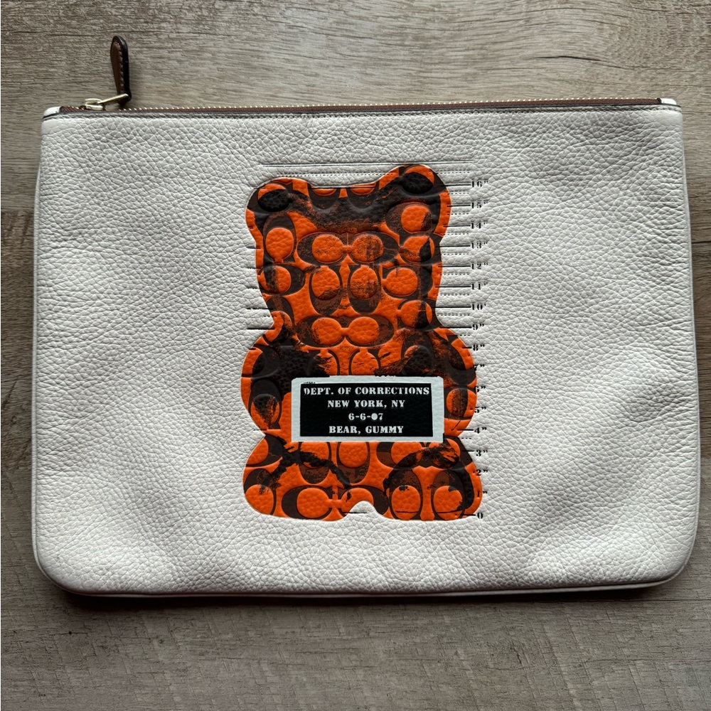 Coach Pouch _ for Tablets or small accessories